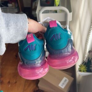 Nike Air Max 270 sneakers 7.5